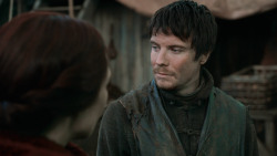 extant_GameOfThrones_3x07-TheBearAndTheMaidenFair_2929
