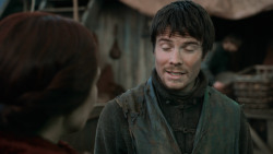 extant_GameOfThrones_3x07-TheBearAndTheMaidenFair_2934