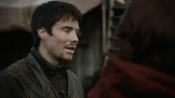 extant_GameOfThrones_3x07-TheBearAndTheMaidenFair_2957