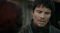 extant_GameOfThrones_3x07-TheBearAndTheMaidenFair_2994