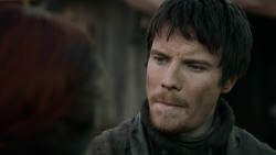 extant_GameOfThrones_3x07-TheBearAndTheMaidenFair_2997