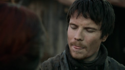 extant_GameOfThrones_3x07-TheBearAndTheMaidenFair_2998
