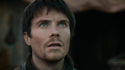 extant_GameOfThrones_3x07-TheBearAndTheMaidenFair_3016