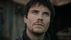 extant_GameOfThrones_3x07-TheBearAndTheMaidenFair_3020