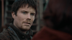 extant_GameOfThrones_3x07-TheBearAndTheMaidenFair_3037