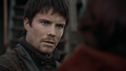 extant_GameOfThrones_3x07-TheBearAndTheMaidenFair_3042