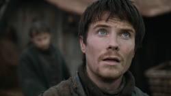 extant_GameOfThrones_3x07-TheBearAndTheMaidenFair_3067