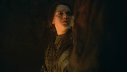 extant_GameOfThrones_3x07-TheBearAndTheMaidenFair_3254