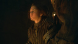 extant_GameOfThrones_3x07-TheBearAndTheMaidenFair_3255