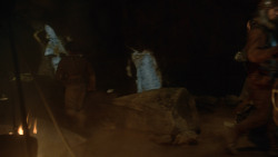 extant_GameOfThrones_3x07-TheBearAndTheMaidenFair_3259