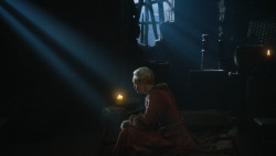 extant_GameOfThrones_3x07-TheBearAndTheMaidenFair_3332