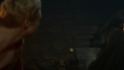 extant_GameOfThrones_3x07-TheBearAndTheMaidenFair_3334