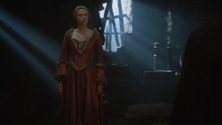 extant_GameOfThrones_3x07-TheBearAndTheMaidenFair_3392
