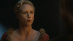 extant_GameOfThrones_3x07-TheBearAndTheMaidenFair_3431