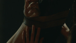 extant_GameOfThrones_3x07-TheBearAndTheMaidenFair_3632