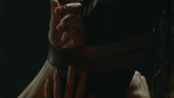 extant_GameOfThrones_3x07-TheBearAndTheMaidenFair_3633