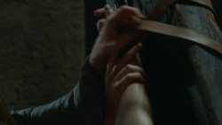 extant_GameOfThrones_3x07-TheBearAndTheMaidenFair_3637