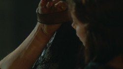 extant_GameOfThrones_3x07-TheBearAndTheMaidenFair_3640