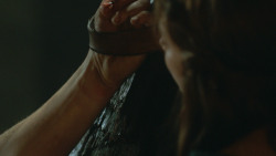 extant_GameOfThrones_3x07-TheBearAndTheMaidenFair_3641