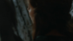 extant_GameOfThrones_3x07-TheBearAndTheMaidenFair_3643