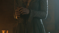 extant_GameOfThrones_3x07-TheBearAndTheMaidenFair_3677