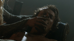 extant_GameOfThrones_3x07-TheBearAndTheMaidenFair_3692