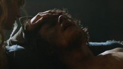 extant_GameOfThrones_3x07-TheBearAndTheMaidenFair_3702