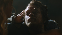 extant_GameOfThrones_3x07-TheBearAndTheMaidenFair_3710