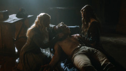 extant_GameOfThrones_3x07-TheBearAndTheMaidenFair_3730