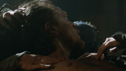 extant_GameOfThrones_3x07-TheBearAndTheMaidenFair_3734