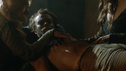 extant_GameOfThrones_3x07-TheBearAndTheMaidenFair_3754