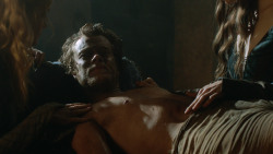 extant_GameOfThrones_3x07-TheBearAndTheMaidenFair_3758