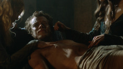 extant_GameOfThrones_3x07-TheBearAndTheMaidenFair_3761