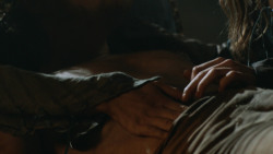 extant_GameOfThrones_3x07-TheBearAndTheMaidenFair_3768