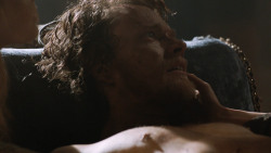 extant_GameOfThrones_3x07-TheBearAndTheMaidenFair_3790
