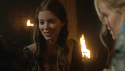 extant_GameOfThrones_3x07-TheBearAndTheMaidenFair_3792