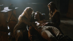 extant_GameOfThrones_3x07-TheBearAndTheMaidenFair_3801