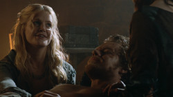 extant_GameOfThrones_3x07-TheBearAndTheMaidenFair_3810