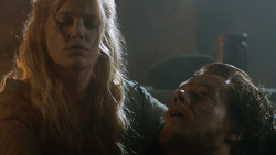 extant_GameOfThrones_3x07-TheBearAndTheMaidenFair_3818