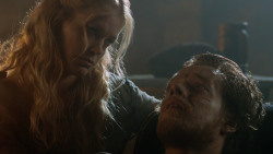 extant_GameOfThrones_3x07-TheBearAndTheMaidenFair_3824