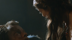 extant_GameOfThrones_3x07-TheBearAndTheMaidenFair_3835