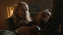 extant_GameOfThrones_3x07-TheBearAndTheMaidenFair_3854