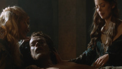 extant_GameOfThrones_3x07-TheBearAndTheMaidenFair_3860
