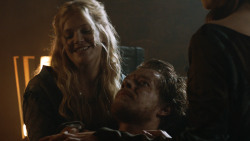 extant_GameOfThrones_3x07-TheBearAndTheMaidenFair_3866