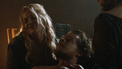 extant_GameOfThrones_3x07-TheBearAndTheMaidenFair_3867