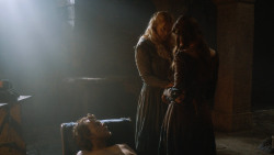 extant_GameOfThrones_3x07-TheBearAndTheMaidenFair_3880