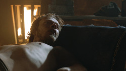 extant_GameOfThrones_3x07-TheBearAndTheMaidenFair_3886