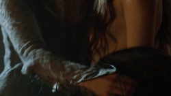 extant_GameOfThrones_3x07-TheBearAndTheMaidenFair_3897