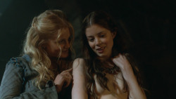 extant_GameOfThrones_3x07-TheBearAndTheMaidenFair_3920