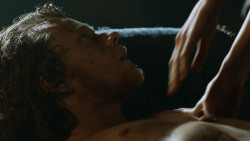 extant_GameOfThrones_3x07-TheBearAndTheMaidenFair_3927